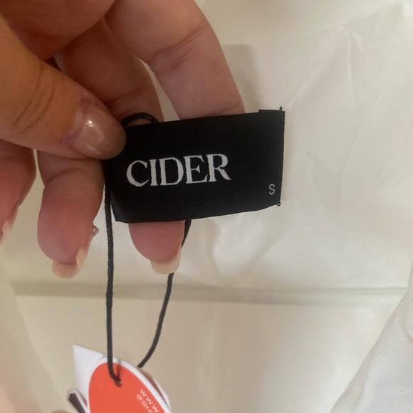 Collar V-neck Vest - White - Picture 5 of 5